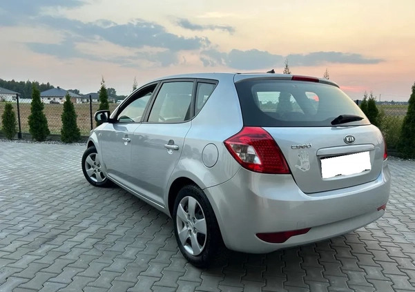 Kia Ceed cena 17900 przebieg: 172156, rok produkcji 2009 z Łuków małe 92